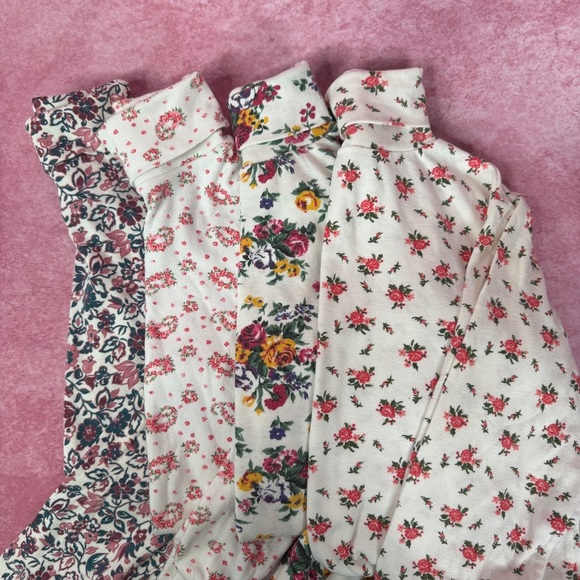 Multiples Sweaters - 204. Bundle Women’s Floral Turtleneck Tops Long Sleeve Vintage Style M